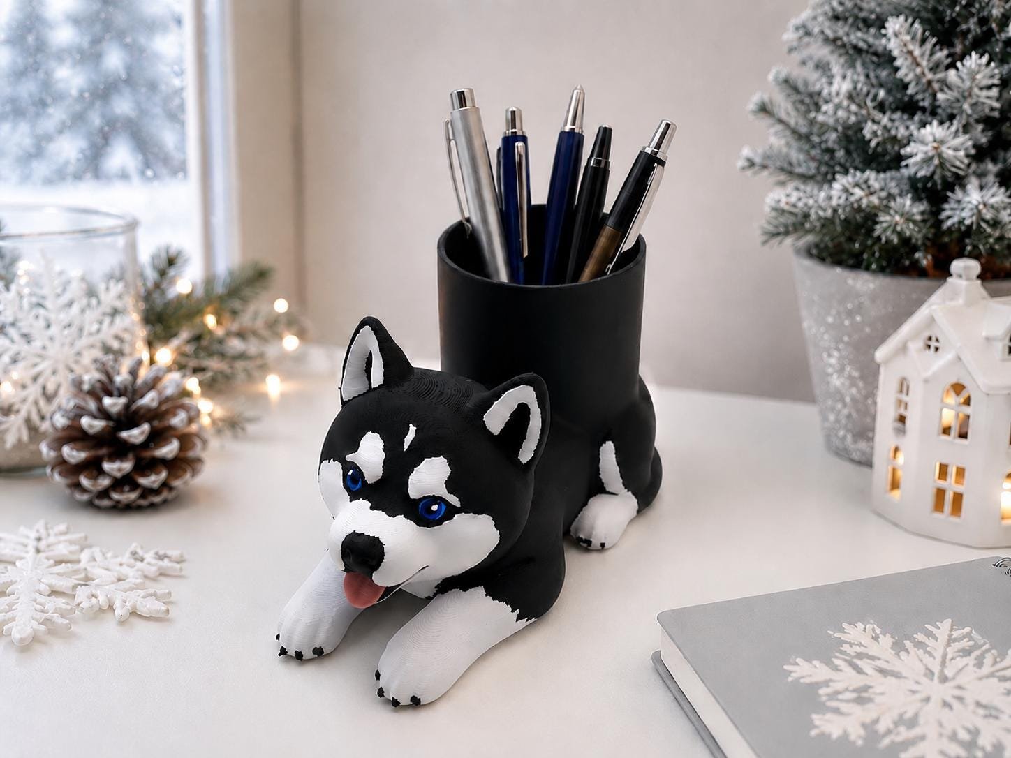 Siberian Husky Pen Holder shown from another angle